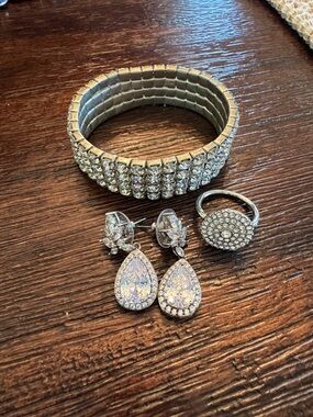 Silver Crystal Stretch Bracelet with Teardrop Earrings and Pavé Ring Set
